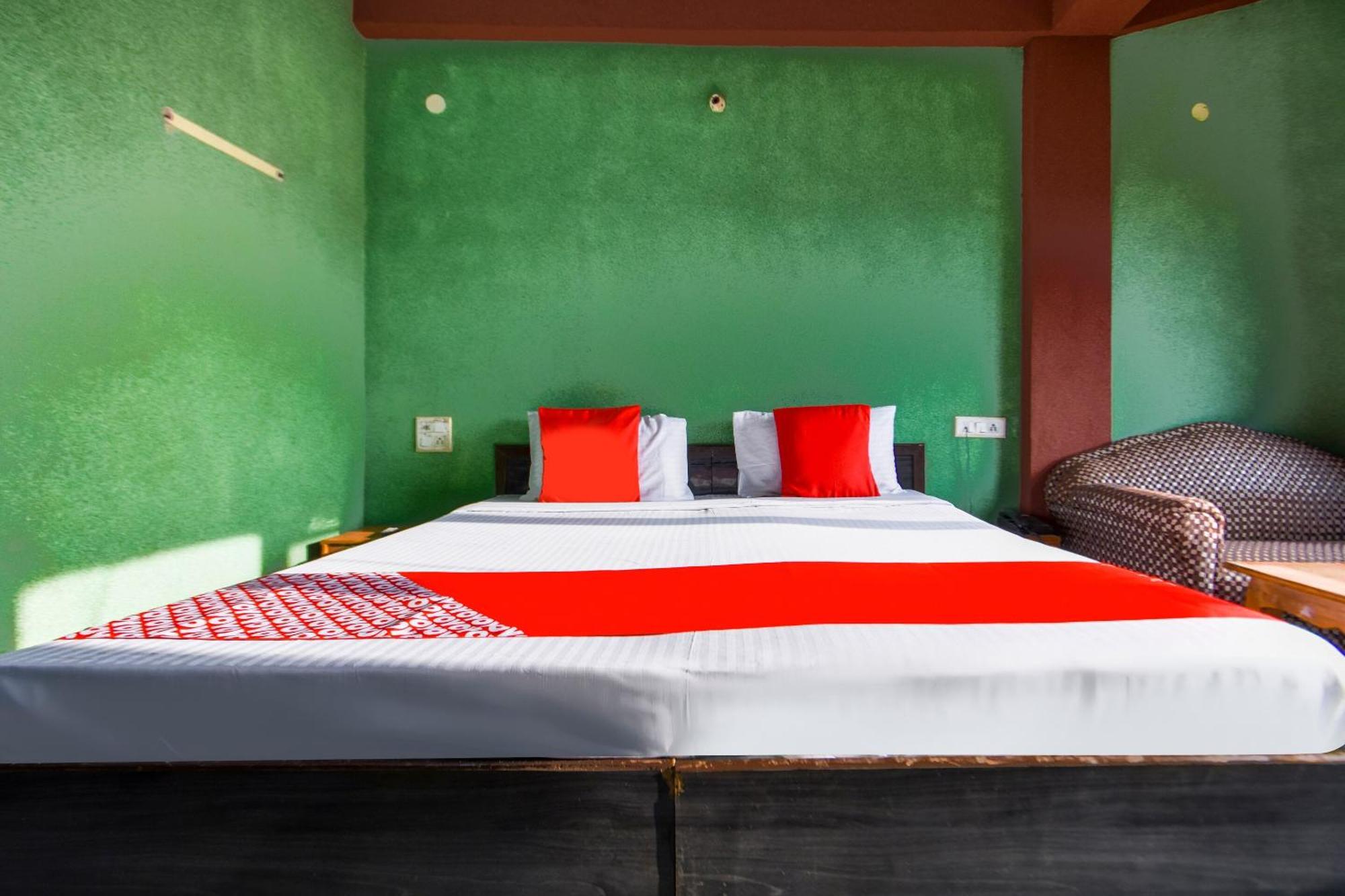 Oyo Flagship Vibes Hotel Nalagarh Bagian luar foto
